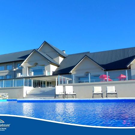 אלמאפוארטה Howard Johnson Hotel Piedras Moras מראה חיצוני תמונה